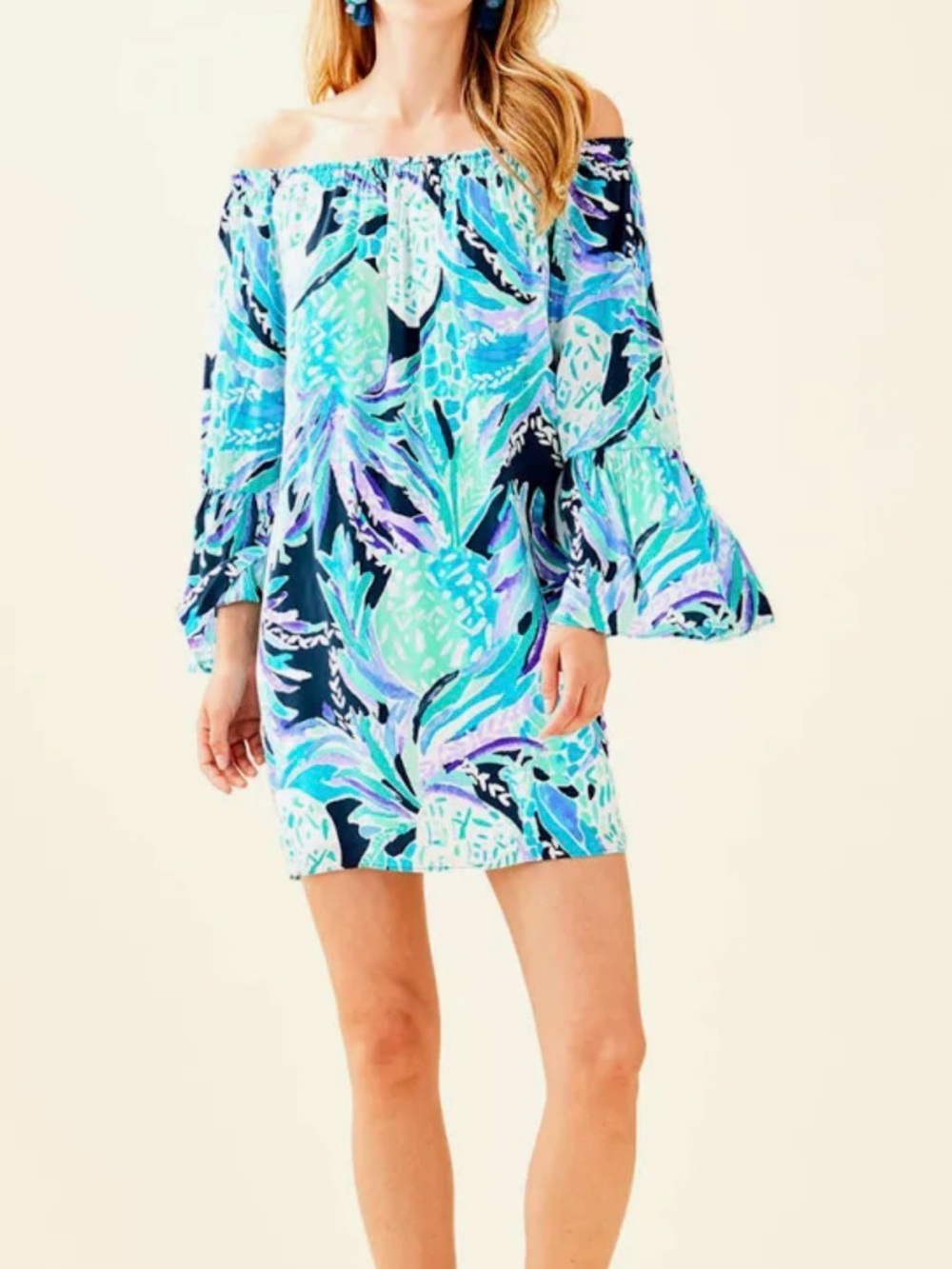 Lilly Pulitzer Nevie Off the Shoulder Dress Bright Navy
Alotta Colada